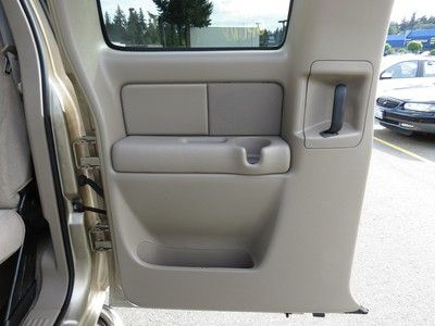 2004 CHEVROLET SILVERADO 2500HD DURAMAX DIESEL WITH ONLY 27,000 MILES ! MINT !, image 17