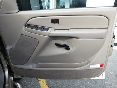 2004 CHEVROLET SILVERADO 2500HD DURAMAX DIESEL WITH ONLY 27,000 MILES ! MINT !, image 22