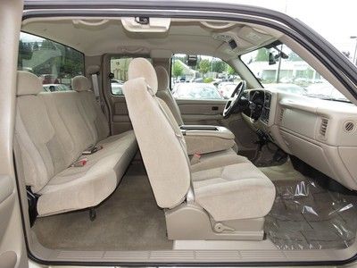 2004 CHEVROLET SILVERADO 2500HD DURAMAX DIESEL WITH ONLY 27,000 MILES ! MINT !, image 28