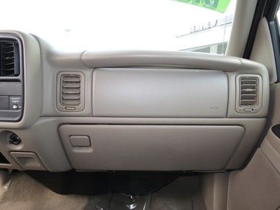 2004 CHEVROLET SILVERADO 2500HD DURAMAX DIESEL WITH ONLY 27,000 MILES ! MINT !, image 37