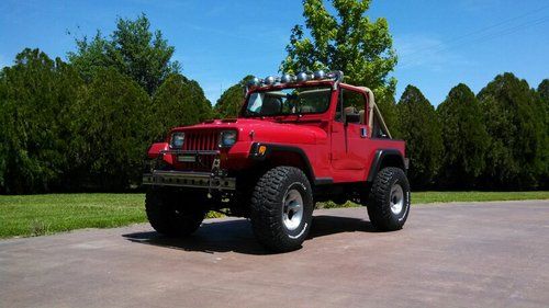 Clean 1990 jeep wrangler base sport utility 2-door 4.2l