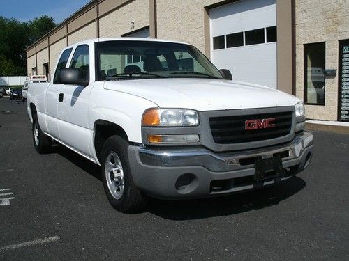 2004 gmc sierra 1500 base extended cab pickup 4-door 4.3l