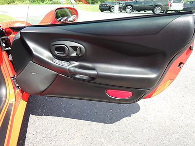 01 Chevy Corvette 1-OWNER 6-SPEED MANUAL TRANSPARENT TARGA ROOF BLACK LEATHER, image 49