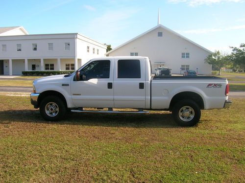 2003 ford f-250 super duty lariat crew cab pickup 4-door 6.0l 4x4 fx4