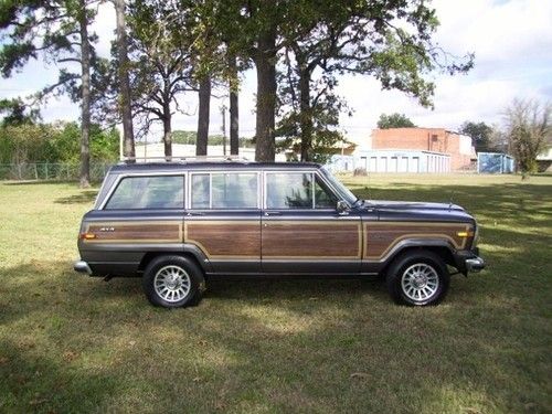 1989 jeep grand  wagoneer! absolute auction! no reserve!