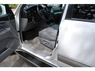 4DR 4X4 V8 A SUV 4.7L CD Traction Control Stability Control Tow Hooks ABS A/C, image 23