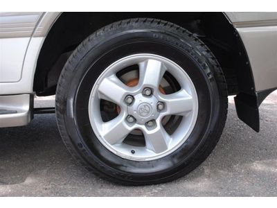 4DR 4X4 V8 A SUV 4.7L CD Traction Control Stability Control Tow Hooks ABS A/C, image 60