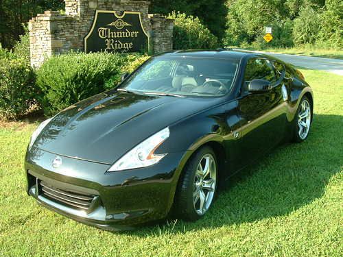 2009 nissan 370z touring coupe 2-door 3.7l