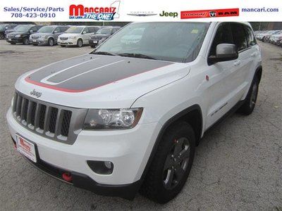 Laredo trailhawk 3.6l cd 4x4 bright white warranty collectors