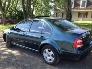 2002 volkswagen jetta tdi diesel,automatic ,45-50mpg,105 miles,no reserve