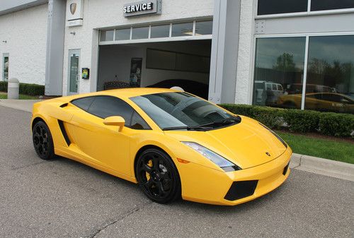 2004 lamborghini gallardo v10 super car 11,800 actual miles dream car e gear