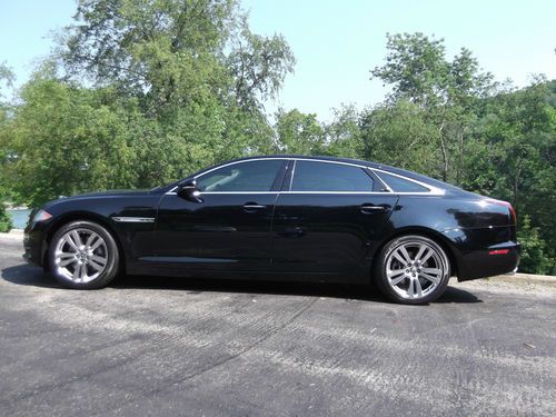 2011 jaguar xj l sedan 4-door 5.0l 385 hp 24321 miles clean carfax warranty mint
