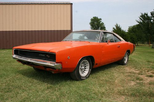 1968 dodge charger 440 automatic, complete car, runs !!!