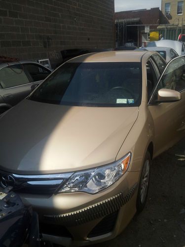 2012 toyota camry le sedan 4-door 2.5l