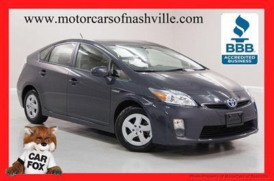 7-days *no reserve* '10 prius iii nav jbl sound back-up carfax warranty 51mpg