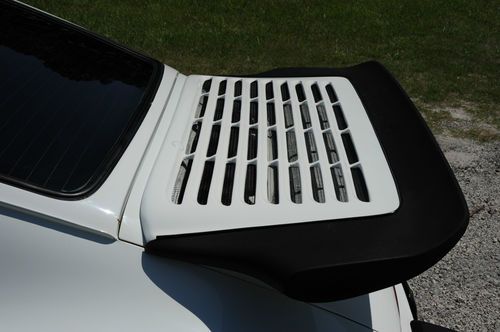 1982 Porsche 911 SC Coupe 2-Door 3.0L, 5-spd, rebuilt engine, private collector, image 10