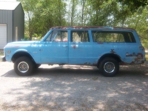 1969 suburban 3 door 4x4 4 speed 350