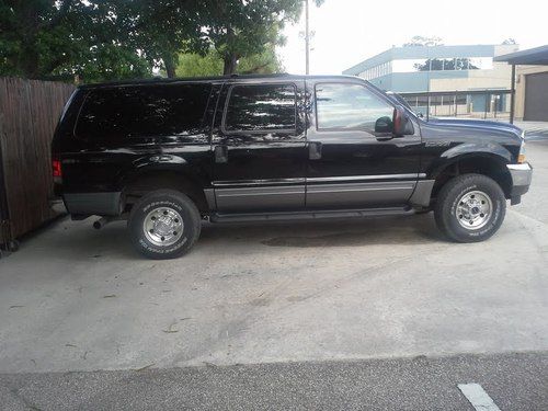 2004 armored excursion