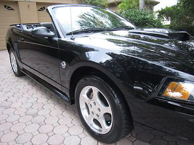 04 FORD MUSTANG CONVERTIBLE V6 3.9 AUTO 12K MILES 1 FL OWNER LIKE BRAND NEW MINT, image 3