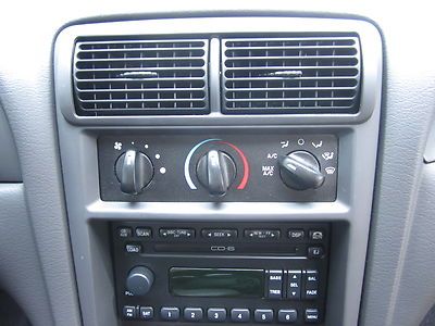 04 FORD MUSTANG CONVERTIBLE V6 3.9 AUTO 12K MILES 1 FL OWNER LIKE BRAND NEW MINT, image 86