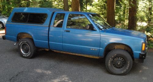 1991 chevy s10 exd cab short bed canopy 4x4  v6 one owner, only 55,000 miles