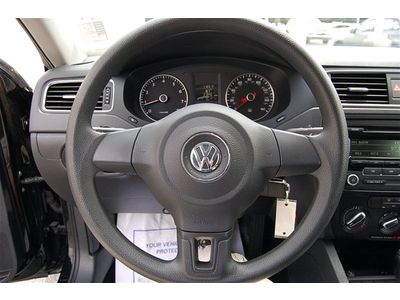 VW Certified Carfax Certified one 1 owner Black Black Leather / Leatherette, image 10