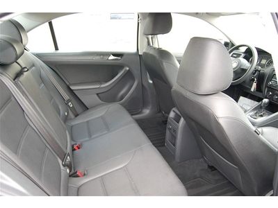 VW Certified Carfax Certified one 1 owner Black Black Leather / Leatherette, image 19