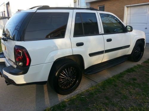 2003 chevrolet trailblazer lt sport utility 4-door 4.2l