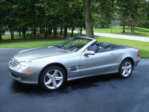 Ultra low mileage sl500 convertible 2-door 5.0l sl class one owner 19k roadster