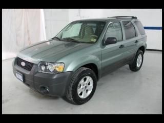 05 ford escape 4 door 103" wb 3.0l xlt 4x4 we finance