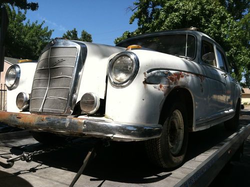 1958 mercedes benz 220 s ( webasto roof / runs )