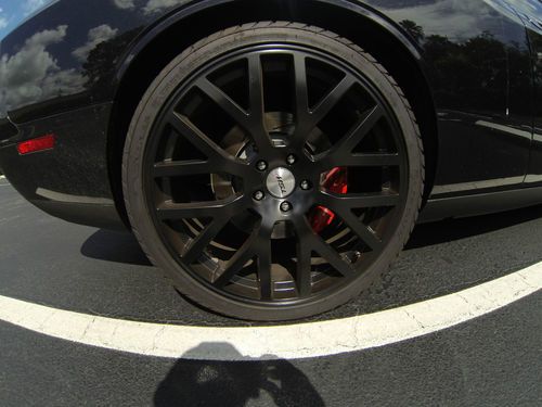 2010 Dodge Challenger SRT8 Coupe 2-Door 6.1L, image 7