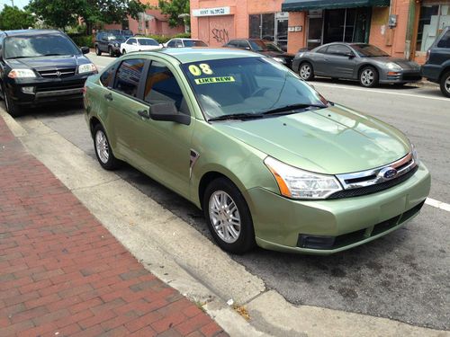 2008 ford focus se sedan 4-door 2.0l