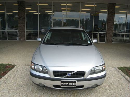 2004 volvo s60 2.5t sedan 4-door 2.5l