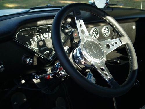 1957 CHEVY CHEVROLET 3100 STEPSIDE 3 SPEED 327cid BLACK / GREY INTERIOR, image 12