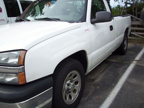 Chevy - pickup truck - silverado 1500 - automatic - white - 2005 - chevrolet