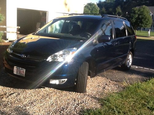 2004 toyota sienna