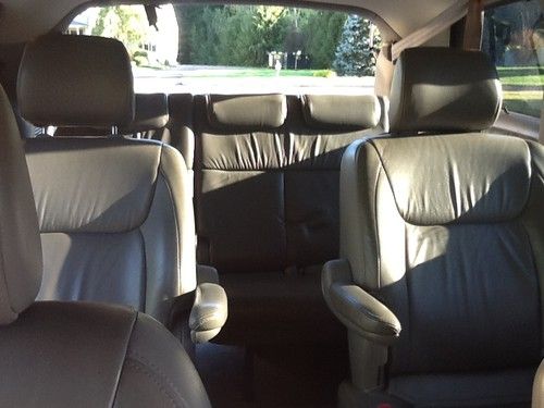 2004 Toyota Sienna, image 3