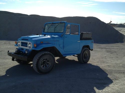 1970 Toyota Land Cruiser Fj40!, image 3