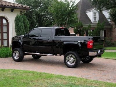 CREW CAB SHORT BED ( LTZ ) LIFTED! SHOW TRUCK, US $52,900.00, image 3
