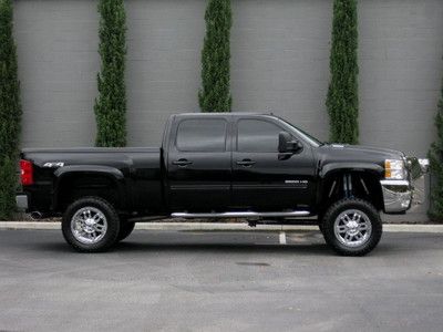 CREW CAB SHORT BED ( LTZ ) LIFTED! SHOW TRUCK, US $52,900.00, image 18