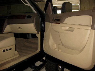 CREW CAB SHORT BED ( LTZ ) LIFTED! SHOW TRUCK, US $52,900.00, image 63