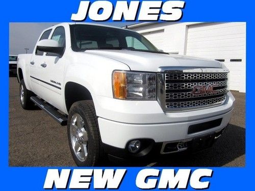 New 2013 gmc sierra 2500hd 4wd crew cab denali 6.0 gas msrp $57625