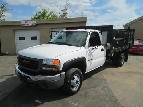 2005 gmc sierra 3500 stake body