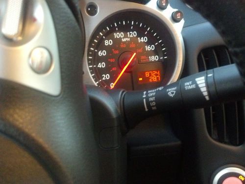 2009 Nissan 370Z Base Coupe 2-Door 3.7L, image 9