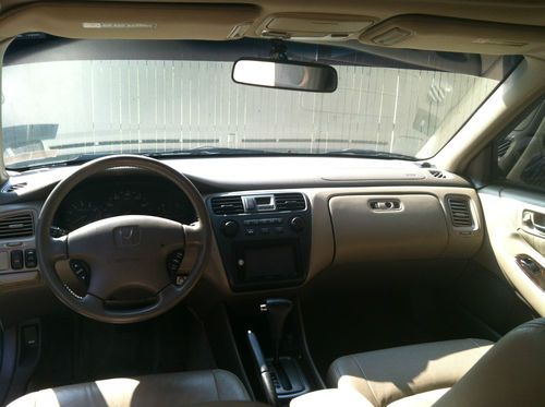 2002 honda accord ex sedan 4-door 2.3l v-tech