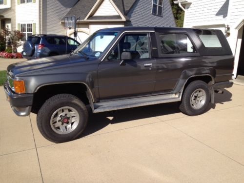 1987 toyota 4runner dlx sport utility 2-door 2.4l