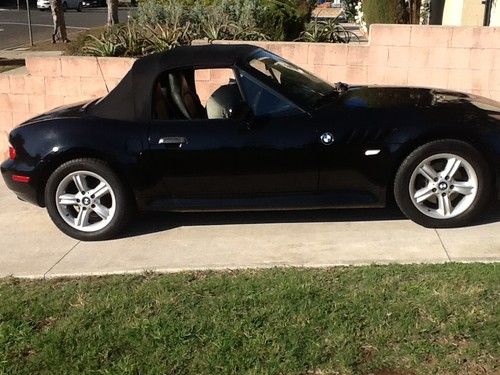 2000 bmw z3 roadster! must see! z3 convertible! black on black 2 door