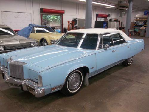 1976 Chrysler New Yorker Brougham Hardtop 4-Door 7.2L 440 Drives Great Low Miles, image 2
