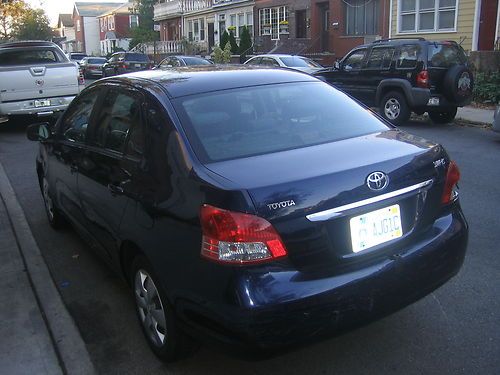 2007 toyota yaris navy\blue 4 door sedan auto 4 cylinder a/c cd 38k miles ny